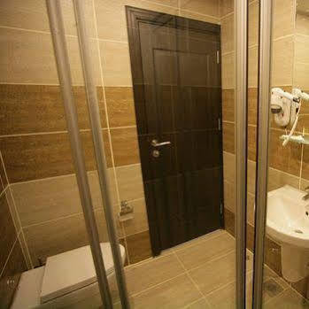 Hotel Guven ชานลูร์ฟา ภายนอก รูปภาพ